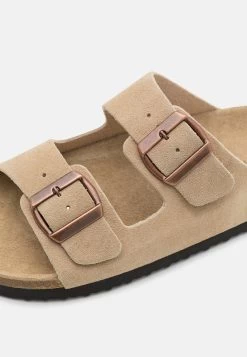 Pier One Leather Unisex - Slippers - Beige -Pier One 1ac33122e3c841b6b5f9c0afc4c244b0