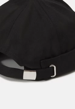 Pier One Beanie - Black -Pier One 242bb431518647b4b9c15b1330b4a861