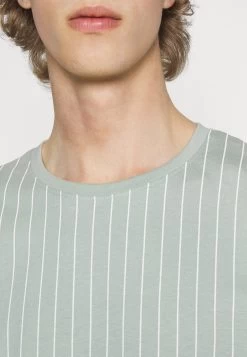 Pier One Print T-Shirt - Light Green -Pier One 59fcdea2813b4b59818e5463a76c36f9