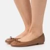 Pier One Leather - Ballet Pumps