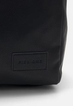 Pier One Unisex - Weekend Bag - Black -Pier One 6f0d4cba81d947489c7b672bfd9ce02e