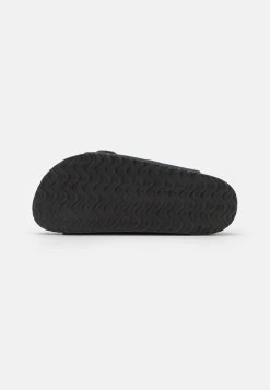 Pier One Leather Unisex - Slippers - Dark Grey 10 Pier One Leather Unisex - Slippers - Dark Grey -Pier One a2a20c62e9f54b7e96048777ccab66bd