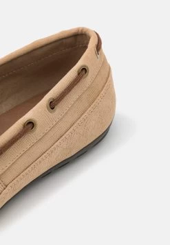 Pier One Unisex - Slip-Ons - Beige -Pier One b84568eee1c94db9b2bb126621057665