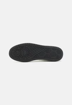 Pier One High-Top Trainers - White -Pier One b98de9289b1945838b350d2c517e1dab