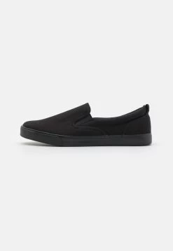 Pier One Unisex - Slip-Ons - Black