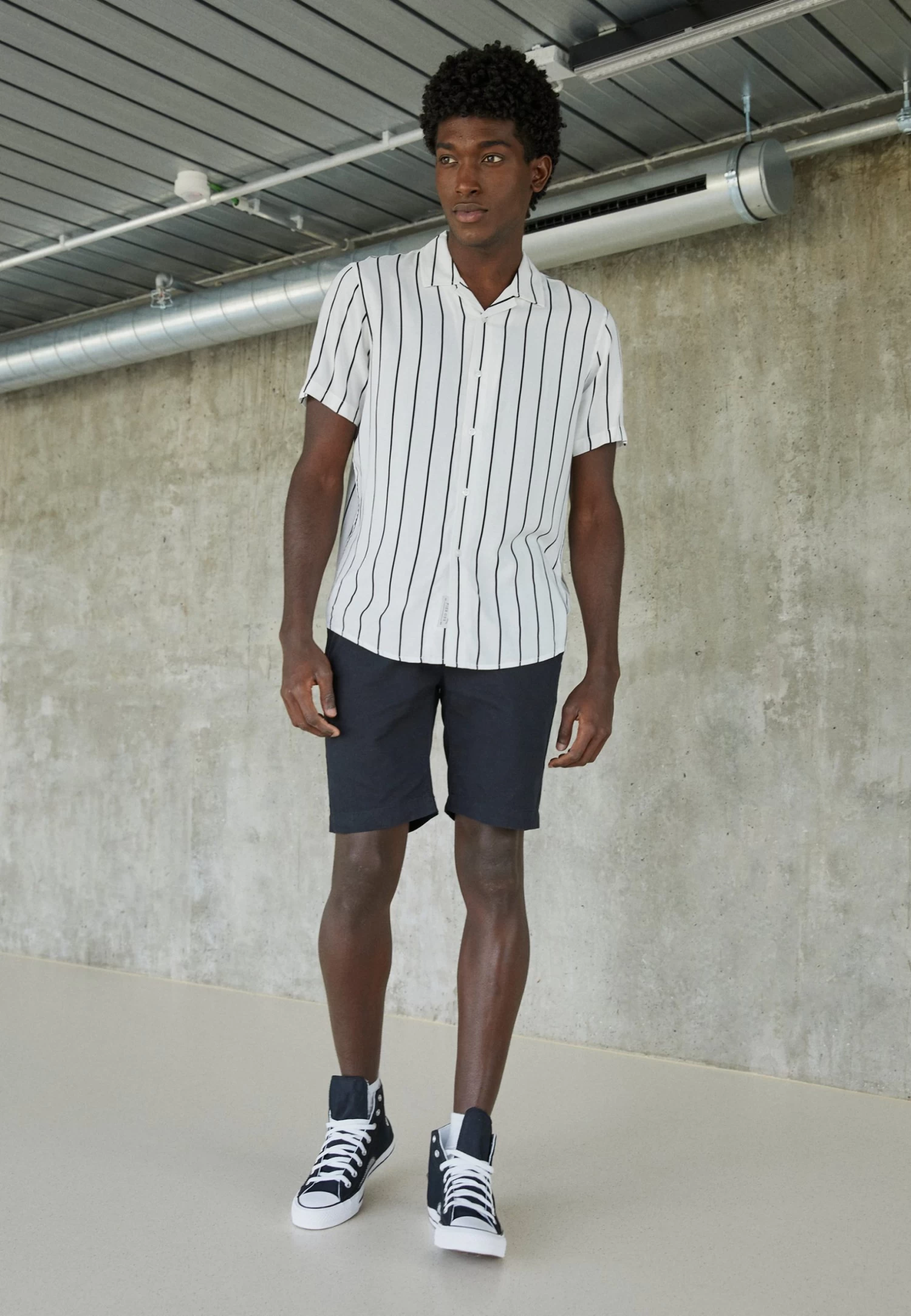 Pier One 2 Pack - Shirt - Black/White 1 Pier One 2 Pack - Shirt - Black/White