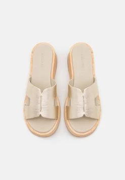 Pier One Leather - Clogs - Gold -Pier One e006cf8265204564bac3d48b81a35547